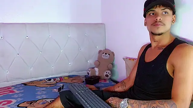 Chat +18 de Angel_foxc13 ao vivo