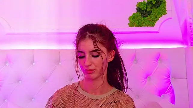 ElisaCharm Chat XXX live
