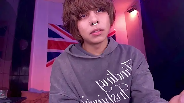 Aronn_44のライブXXXチャット