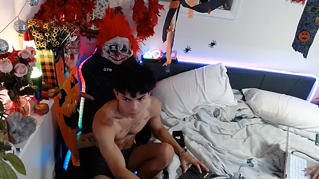Kevinjchan1 – Naživo XXX chat