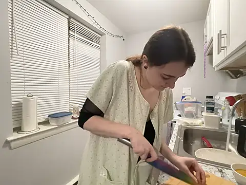 Snowbunnycake_131 – Naživo XXX chat