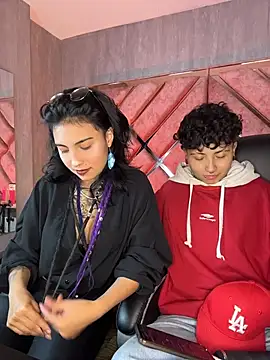 Онлайн чат XXX ian_mathias_