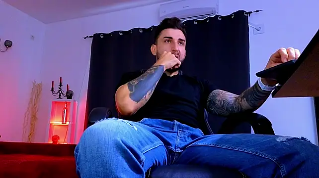 Chat XXX Live MightyAaron66