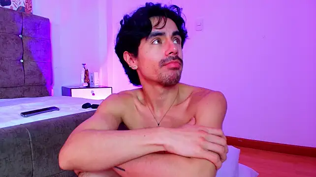 Ethan_Briggs_ 现场XXX聊天
