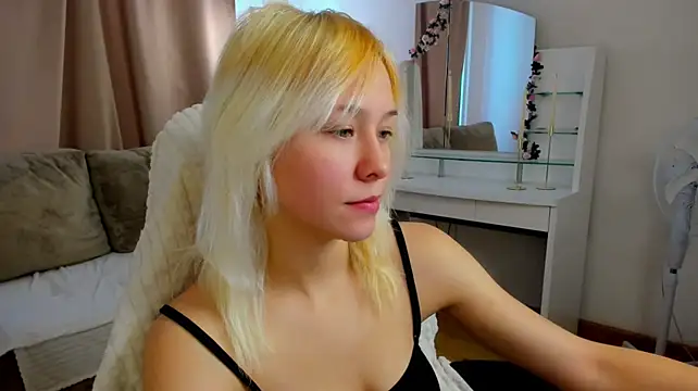 EmilyTrase Live XXX-Chat