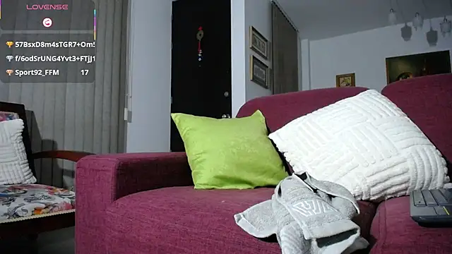 Hershell_XXL Live XXX-Chat