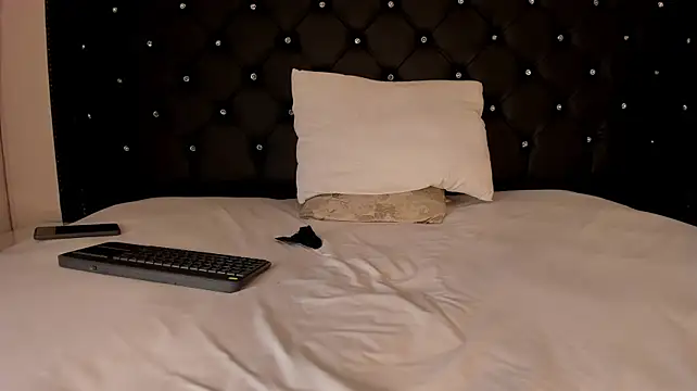 MaxLeons Chat XXX live