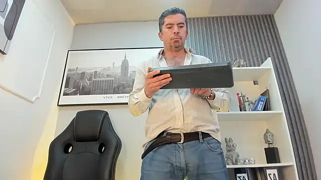 Czat XXX na żywo – JuanKFit_45