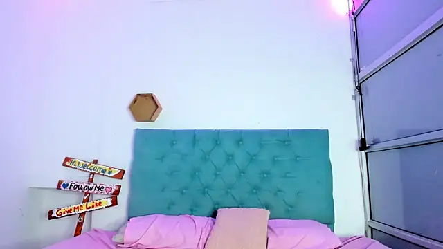 samara_sexi Adlı Modelin Canlı XXX Sohbeti