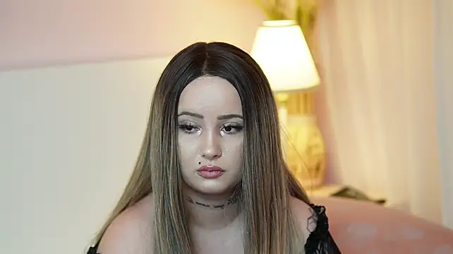 AdelineMoon live XXX chat