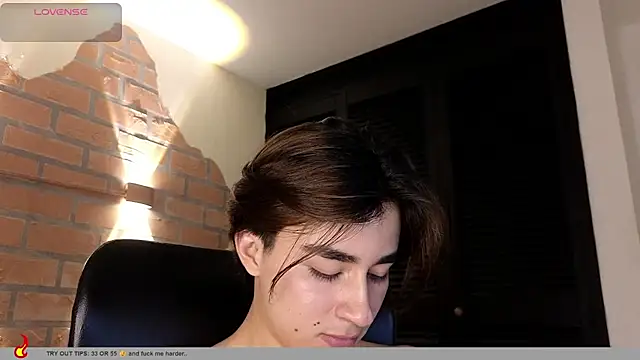 Connorr_01 – Naživo XXX chat