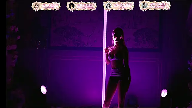 WD-Girl001 Chat XXX in diretta