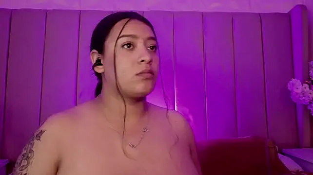 MollyBigBoobs12