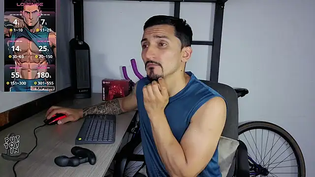 دردشة Marck_Muscle الجنسية المباشرة