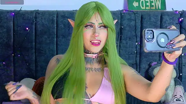 maliciaXpoison Live XXX Chat