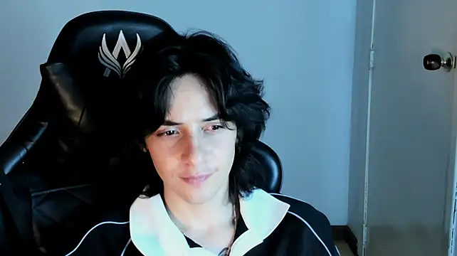 Chat XXX ao vivo de sai_l01