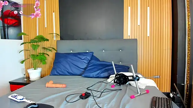 IssaBell1's Live XXX Chat