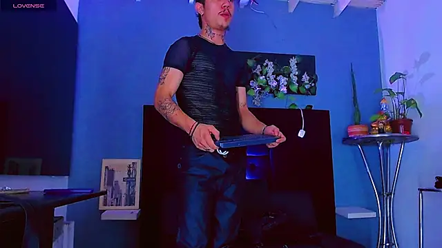 Živý XXX chat HannibalLester