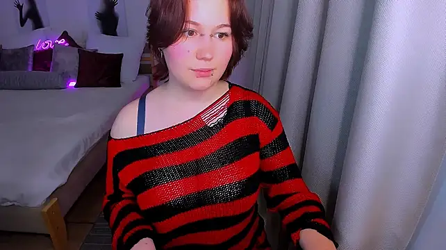 Chat +18 de MiaLacrice ao vivo