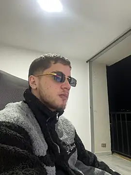 Chat +18 de mai_braga23 ao vivo