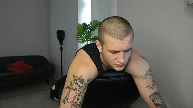 Chat XXX ao vivo de Igor_Wilde