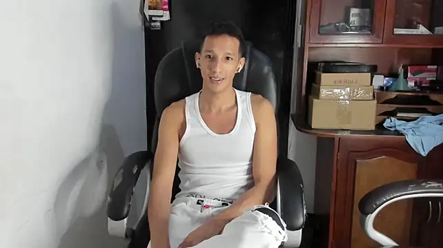 AlphaMarco – Naživo XXX chat