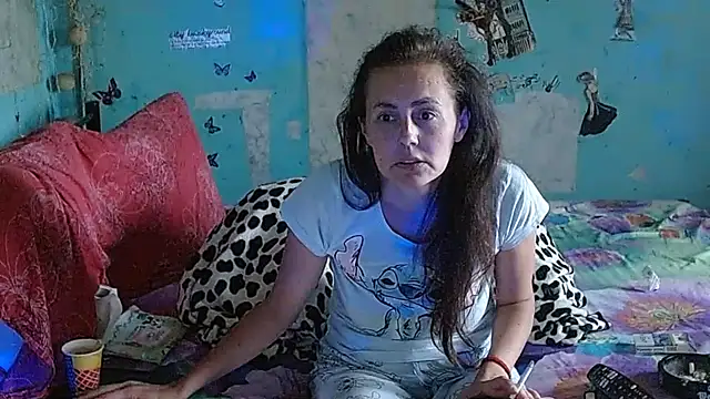 brighteyes77 – Live XXX-chat