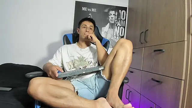 Онлайн чат XXX monroe__