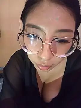 Cata268 - Me masturbo con vibrador y meto dildo 🥵