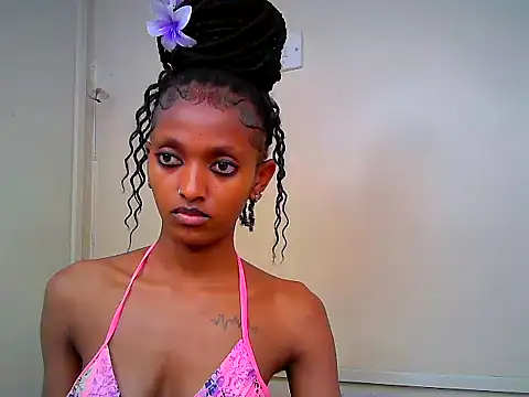 Qute_nimple – Live XXX-chat