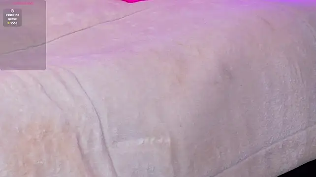XXX chat uživo modela AdrianLust