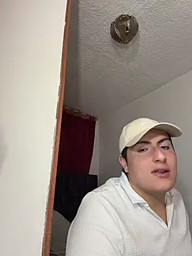Živý XXX chat Brunofox