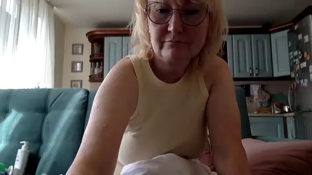 Zeyona Live XXX-Chat