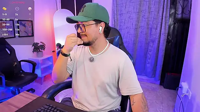 DaviidEvans_'s Live XXX Chat