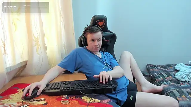 iliaskrislove élő XXX-chatje