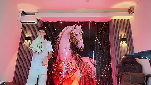 دردشة The_Boy_King_ الجنسية المباشرة