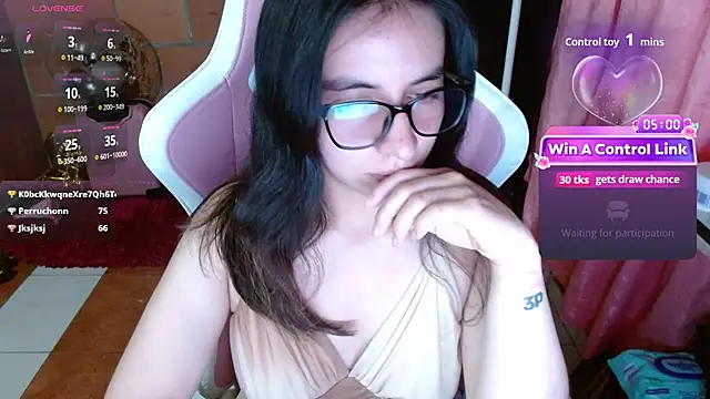 Czat XXX na żywo – Maggie_Fox3