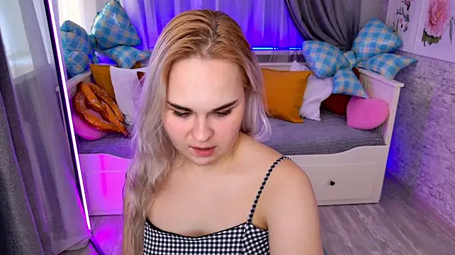 XXX chat uživo modela DaisySnow
