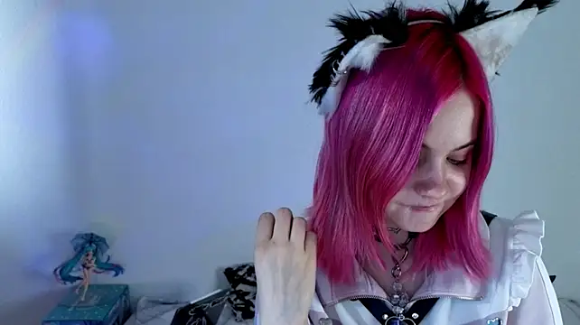 Hikkacat's Live XXX Chat