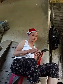 Maiisa01 现场XXX聊天