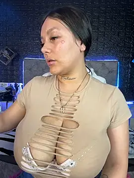XXX chat uživo modela Miia__Taylor