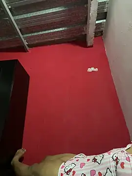 nikki_hots_sex Adlı Modelin Canlı XXX Sohbeti