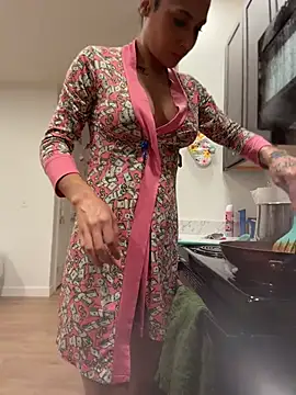 FerrariFrench Chat XXX live