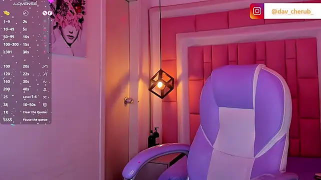 XXX chat uživo modela cherub_