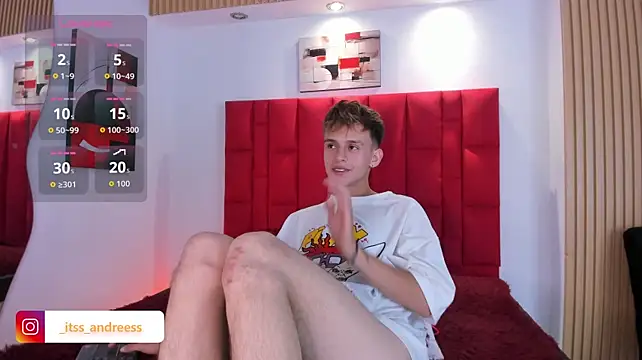 LiamWildx20 Adlı Modelin Canlı XXX Sohbeti