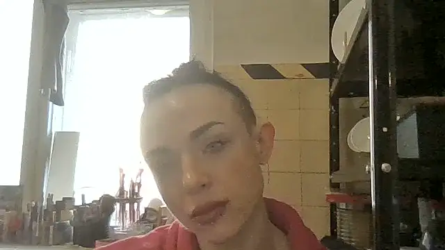 Chat XXX en directo de Trinsy_Love