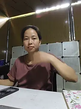 Cat-meow live XXX chat