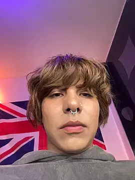 Aronn_44's Live XXX Chat