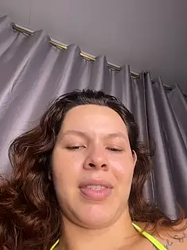 miacarrot's Live XXX Chat