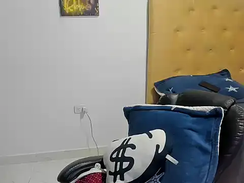 Živý XXX chat Latinboyco77